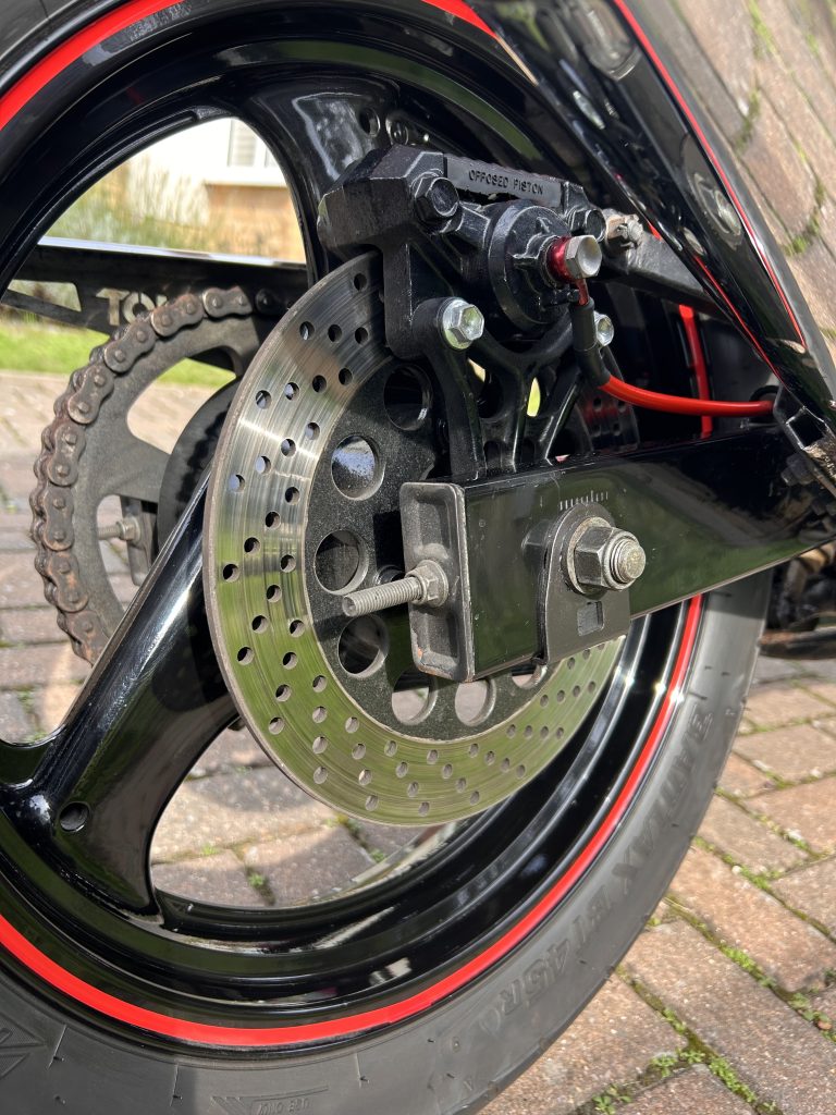 Suzuki GSX 750F Slingshot