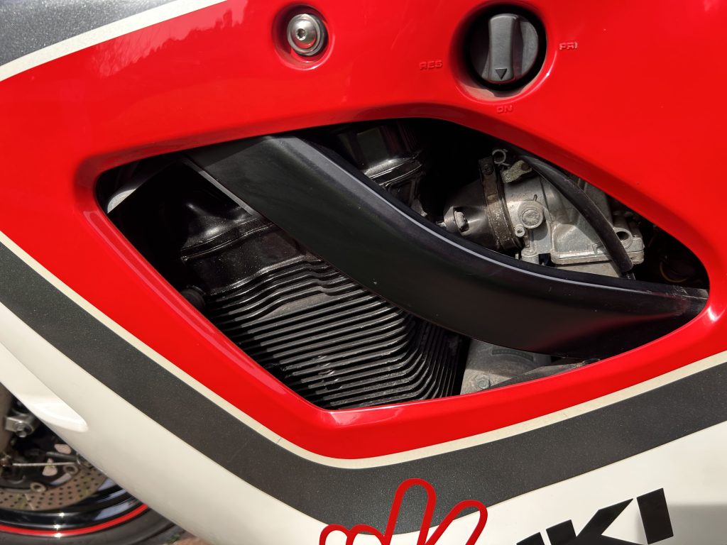 Suzuki GSX 750F Slingshot