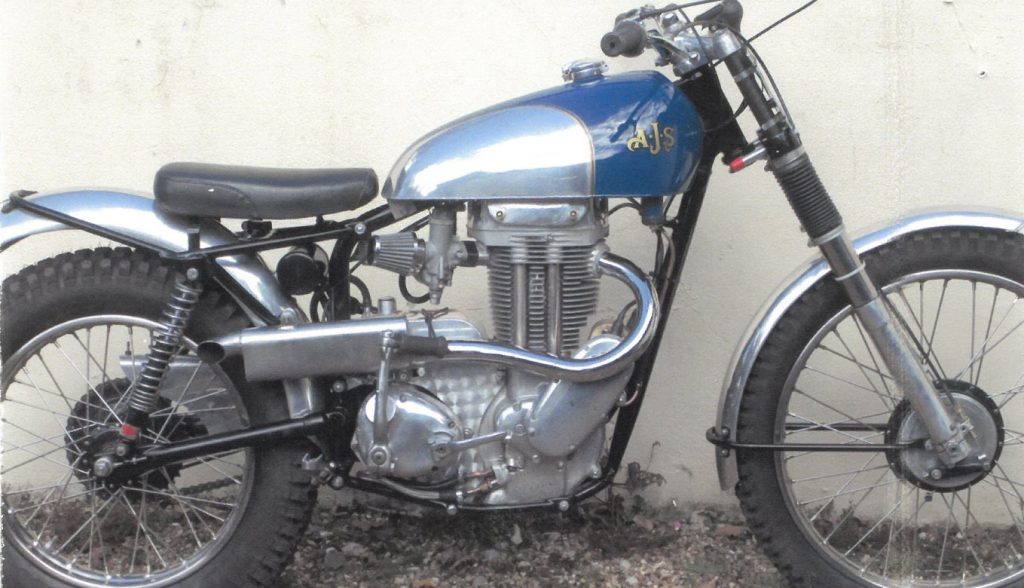 AJS M16