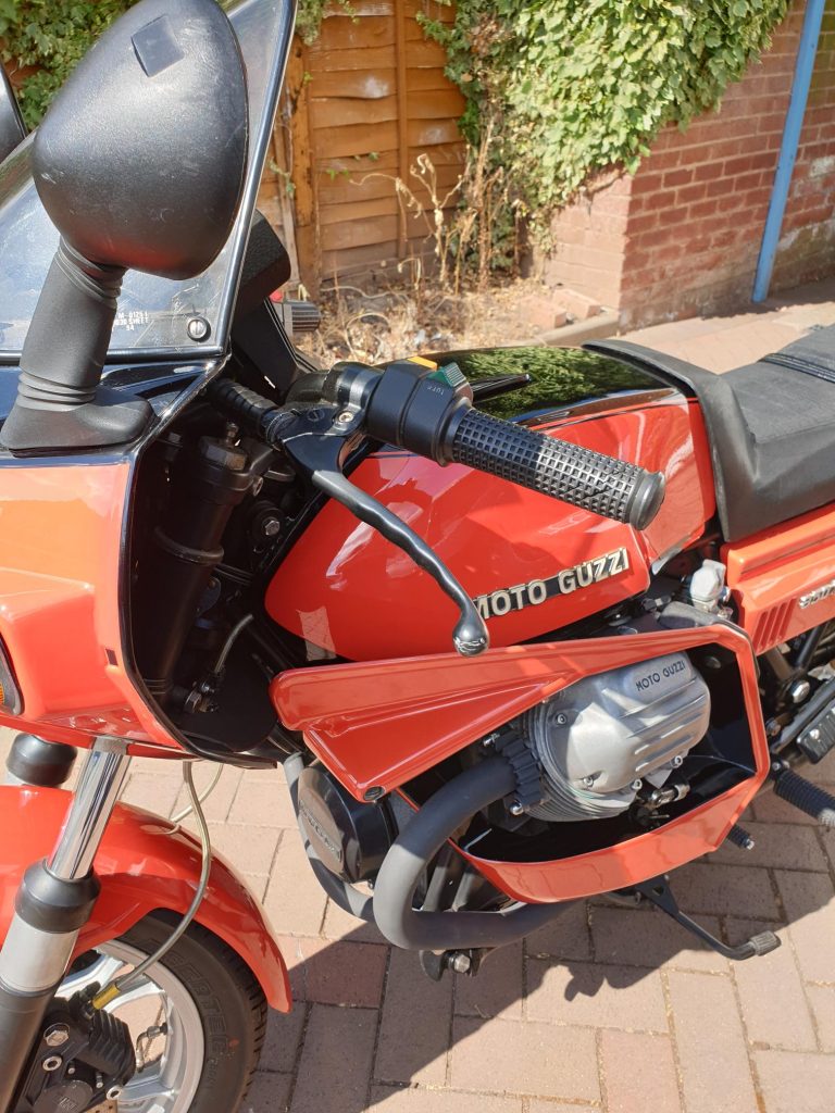 Moto Guzzi 850 Le Mans Mk II
