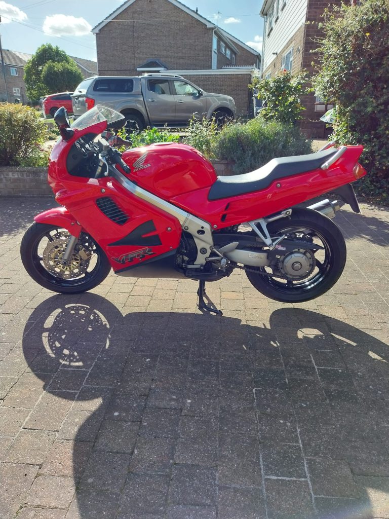Honda VFR750F
