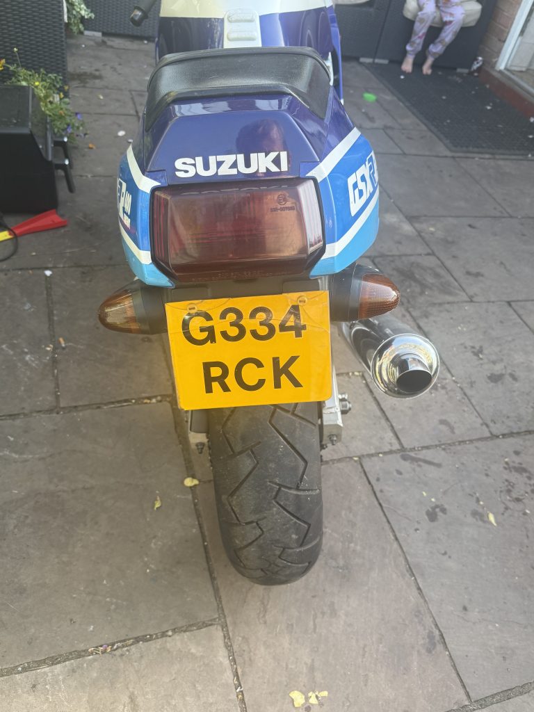 Suzuki GSXRR-400 Slingshot